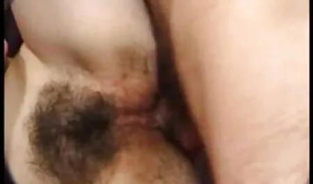 Blowjob、弄非常にスキニーロシアの女の子 無料 エロ 動画 女 向け