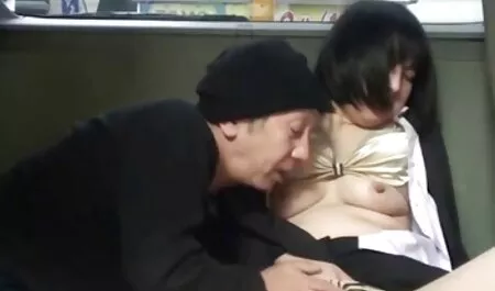 パリどのように吸うフェラ エッチ 女性 動画