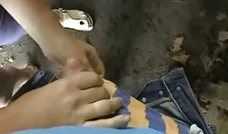 女の子は完璧な体は台所のためのものです エロ い 女の子 の 動画