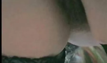 Busty金髪が滑らかな滑りゃ 女 の ため の エロ