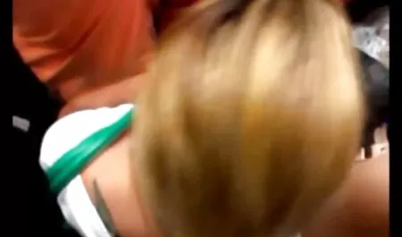 頭は彼女のLに巨乳のひよこを持っています。 エッチ 女性 無料 動画