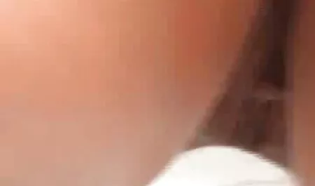 彼女の猫に大きなコックを残すために見事なポルノスター 女の子 同士 エッチ 動画