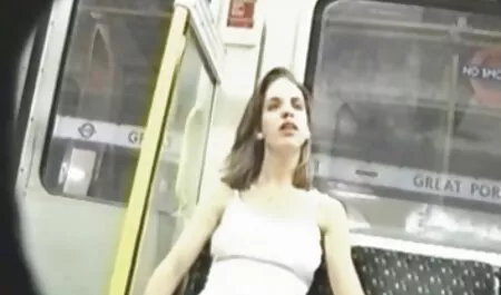 Hiddencamによって撮影され、巫女ロシアの愛としてネットを取ります 女の子 h 動画