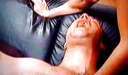 ヨガのクラスの間のレースの間 女性 の ため の 無料 セックス 動画